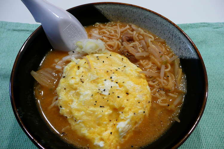 チーズオムレツinキムチ鍋ラーメン レシピ 作り方 By Hit13chara クックパッド