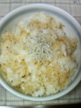 大葉にんにく醤油を使って☆ちりめんごはん