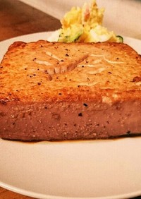 タカ特製豆腐ステーキ
