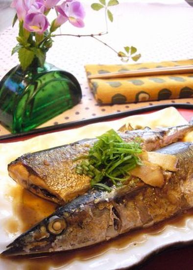焼き秋刀魚の味噌煮の写真