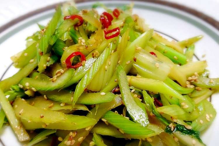 簡単常備菜 セロリのチャチャっと金平 レシピ 作り方 By タワまん クックパッド 簡単おいしいみんなのレシピが355万品