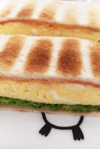 関西風厚焼き卵サンドイッチ。