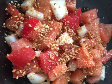 甘くないスイカの食べ方 西瓜トマトサラダの写真
