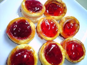 簡単★いちごジャムのキラキラ宝石パイ