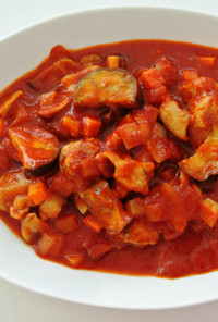カチャトーラ風鶏肉と野菜のトマト煮込み