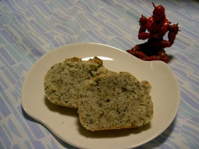 モモタロスの憂鬱(モモ缶と紅茶のケーキ)