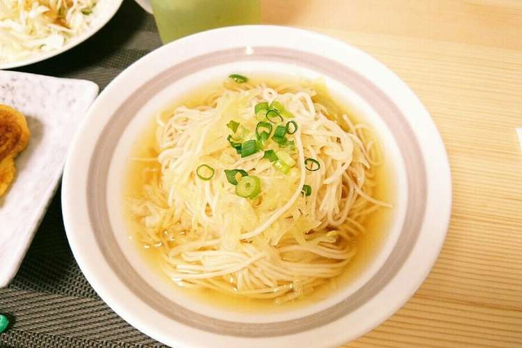 材料4つ 余った千切りキャベツにゅうめん レシピ 作り方 By もちたろ クックパッド 簡単おいしいみんなのレシピが353万品