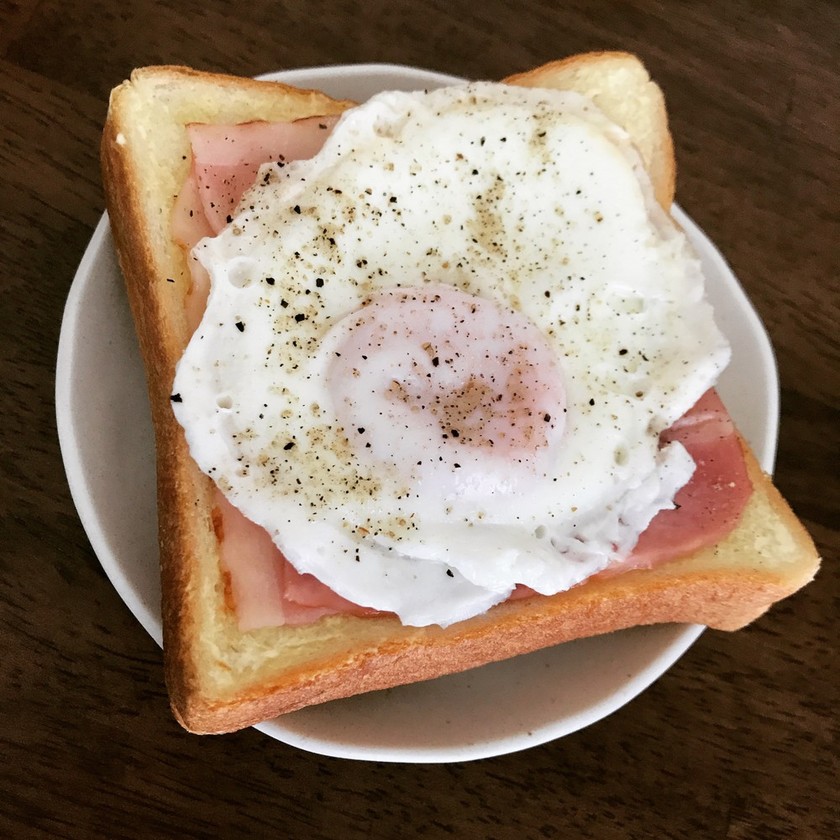 ベーコンエッグトースト by クック5K1MLB☆ 【クックパッド】 簡単おいしいみんなのレシピが350万品