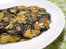 簡単☆ひじきとゴーヤのわたのゴマ焼き