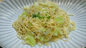 100均アンチョビでじゃこペペロンチーノ
