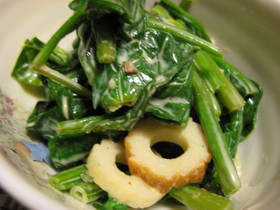ほうれん草とちくわのクリーミーサラダ