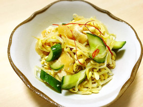 簡単おかず:きゅうりの鶏中華クラゲ和え