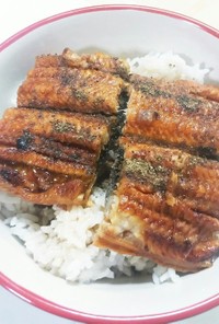 鰻屋さんビックリ‼めっちゃ柔らかい鰻丼