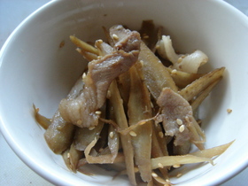 ご飯のお供に!!ごぼうのきんぴら