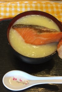 ダイエットに最適な鮭Congee(粥）