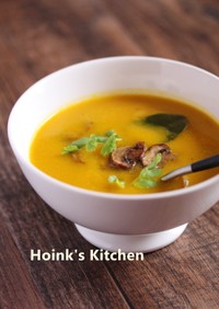 アジアの香り✧南瓜と炒めきのこのスープ