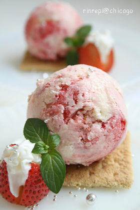 ストロベリーチーズケーキシュトロイゼルマフィンのレシピ