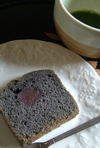 胡麻のブラックパウンドケーキ