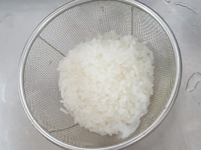 お米の正しい研ぎ方の写真