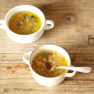 豆と野菜の生姜スープ