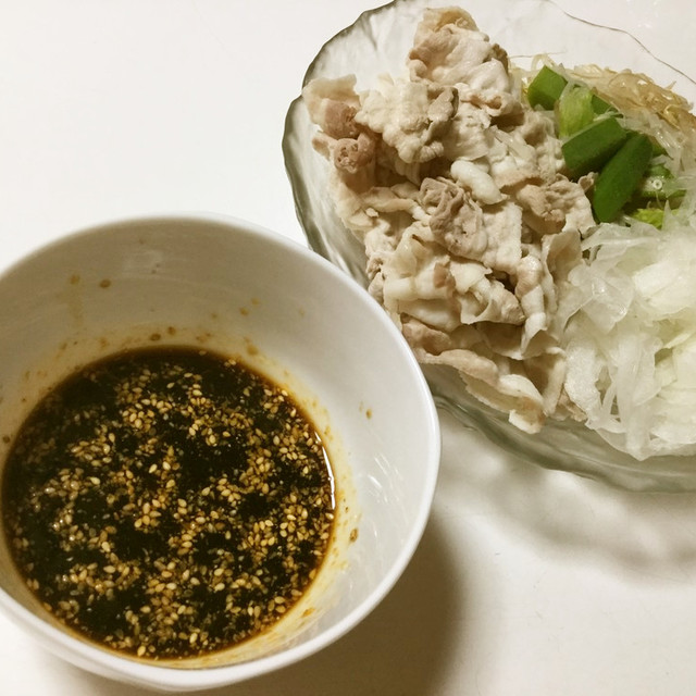 冷しゃぶにラー油ポン酢 レシピ 作り方 By きのこや クックパッド 簡単おいしいみんなのレシピが357万品