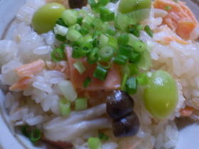塩鮭で炊き込みご飯