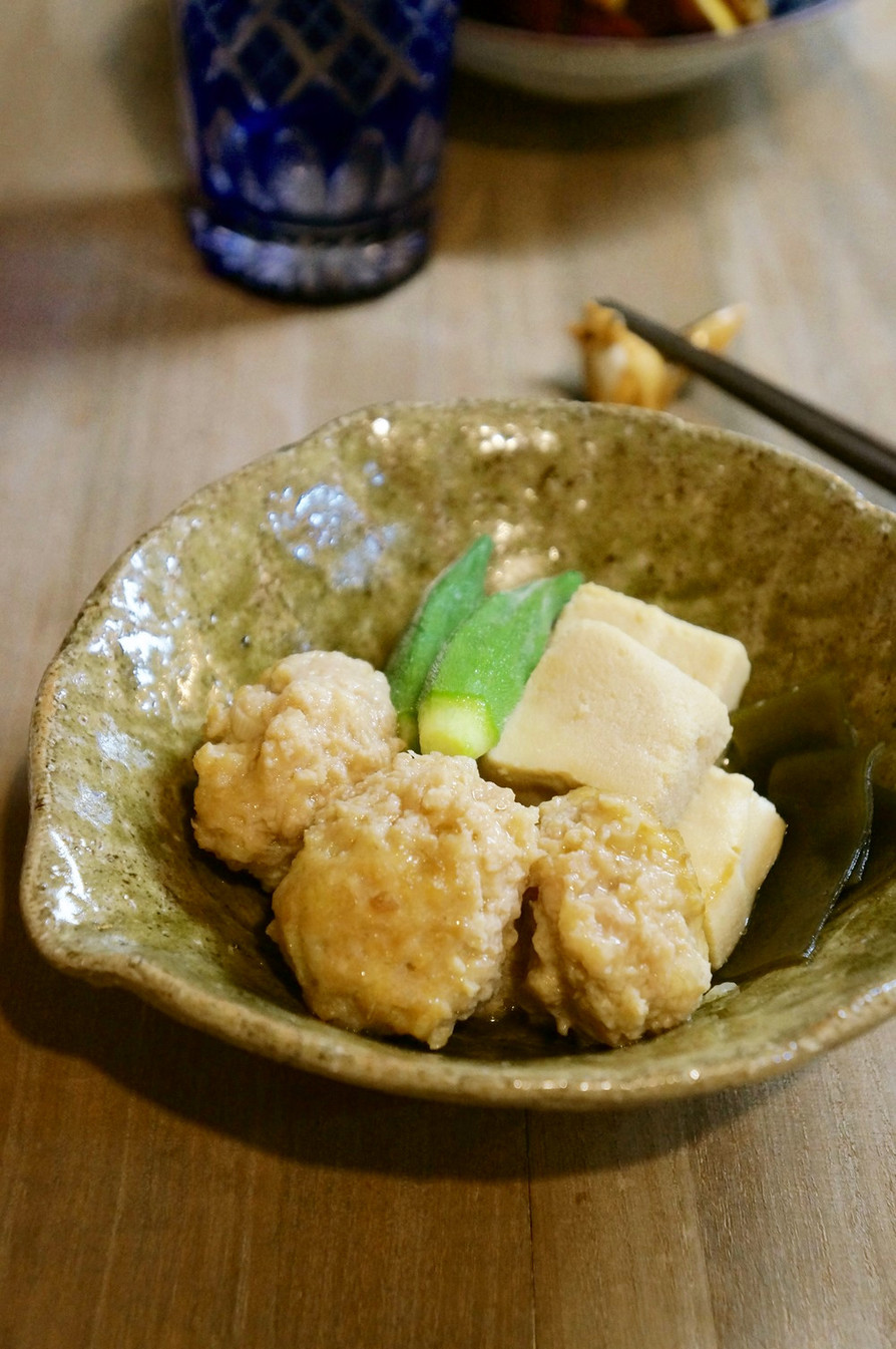 柔らか鶏団子と高野豆腐の煮物の画像