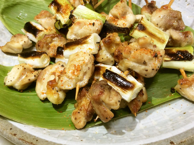 手軽に焼き鳥 塩コショウ味 レシピ 作り方 By ぴんの クックパッド 簡単おいしいみんなのレシピが366万品