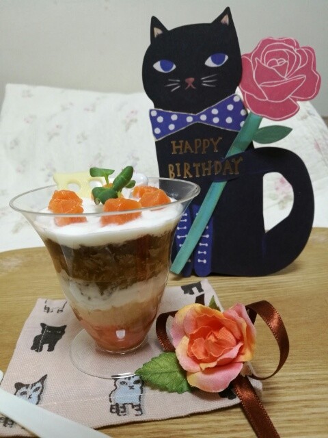猫缶で作る猫用パフェ☆猫ケーキ☆誕生日♪の画像
