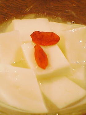 寒天で。とろとろ杏仁豆腐