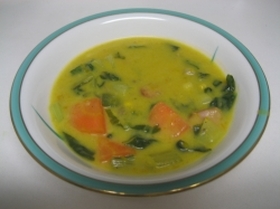 お野菜たっぷり缶入りスープで簡単シチュー