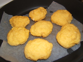 フライパンで作る焼き蒸しパン