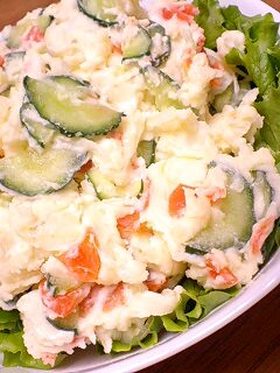 ポテトサラダはマスタード入り
