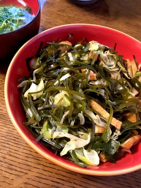 糸昆布の煮物