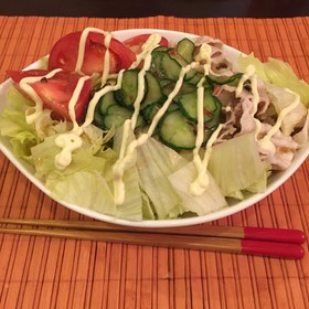 お好きな野菜でサラダうどん(ガスト風)