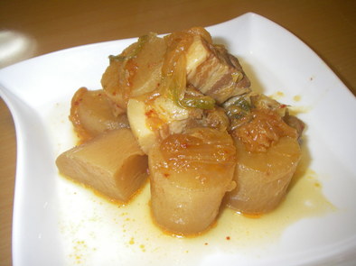 うまっ☆大根と豚バラのキムチ煮の写真