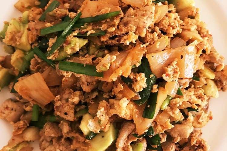 アボカド入りのニラ玉の豚キムチ レシピ 作り方 By 侍クッキング クックパッド 簡単おいしいみんなのレシピが354万品