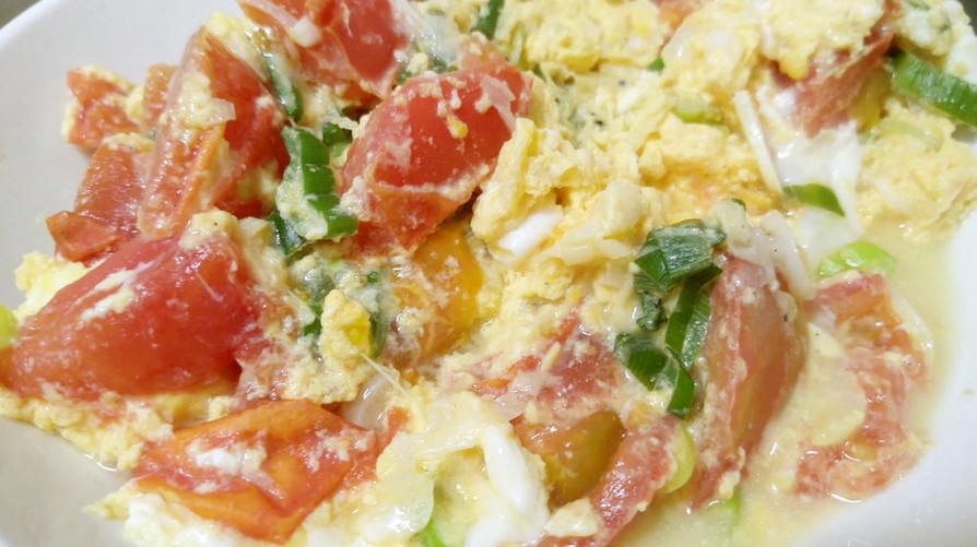 【菜食】トマトと卵、長ねぎの適当な炒め物の画像