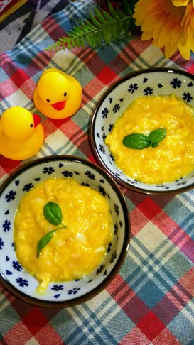 朝食に。とろけるチーズスクランブルエッグ