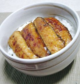 娘が好きな♬さんまの蒲焼丼♬