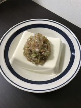 甘い梅干しで冷奴