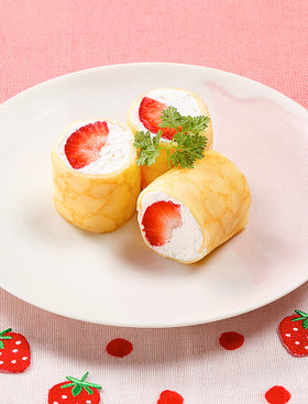 いちごホイップクレープまき