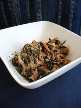 丼いっぱいひじき