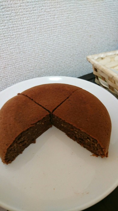 簡単ヘルシー☆炊飯器で豆腐のチョコケーキの写真