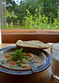 フィンランドの夏の野菜スープ