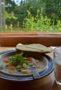 フィンランドの夏の野菜スープ