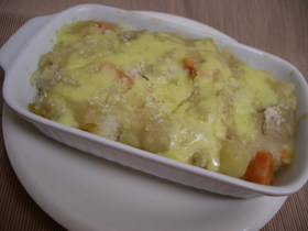 余ったシチューでリメイク!クリームドリア