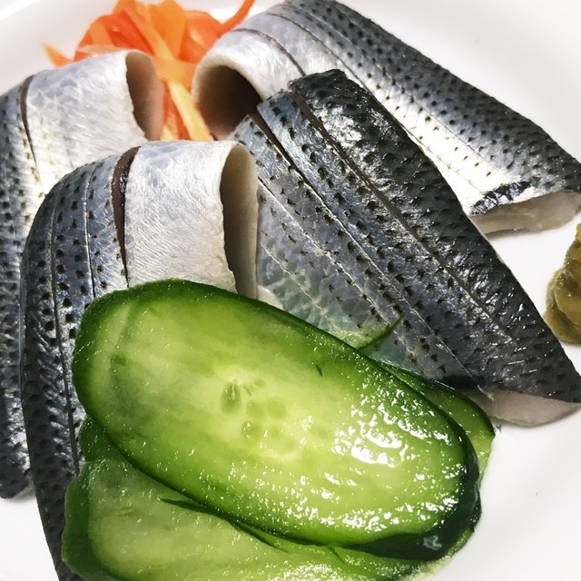 元魚屋が教える コハダの酢〆 レシピ 作り方 By おみつさん２ クックパッド 簡単おいしいみんなのレシピが354万品