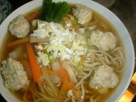 あったまる~鶏だんごそば~