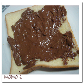 乗っけてトーストするだけ!簡単チョコパン